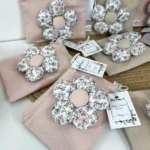bomboniera utile pochette con fiore