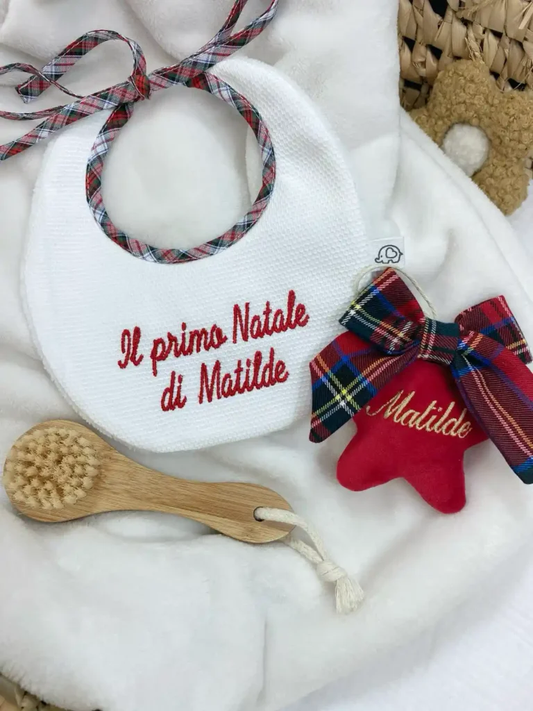 bavaglino il primo natale personalizzato
